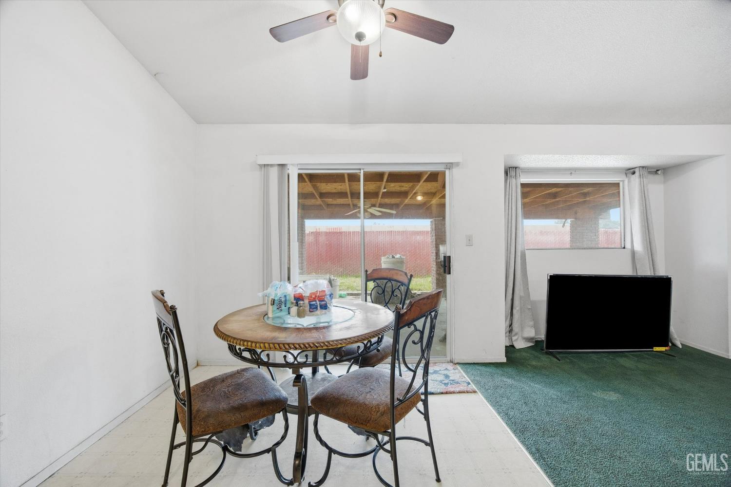 2114 Foxglove Court — photo 24