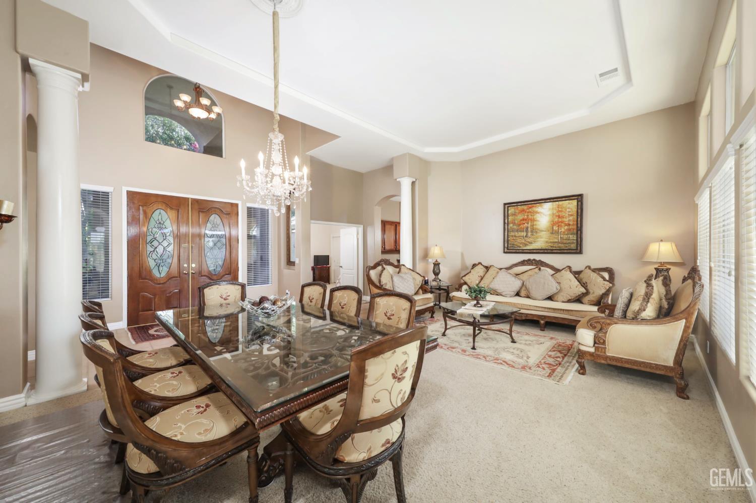 12504 Crown Crest Drive — photo 7