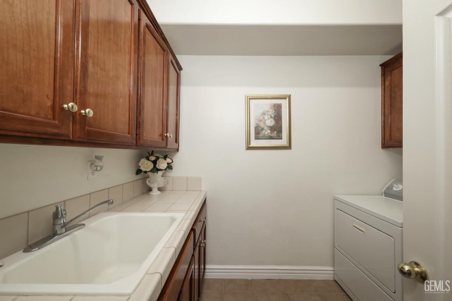 12504 Crown Crest Drive — photo 26
