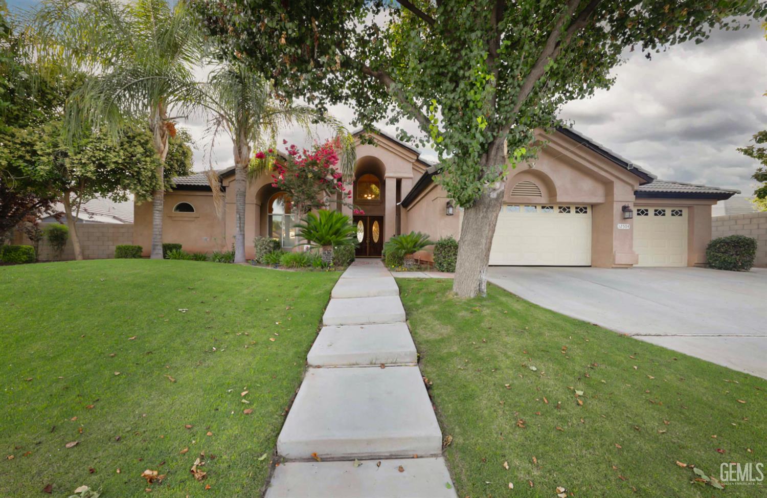 12504 Crown Crest Drive — photo 38