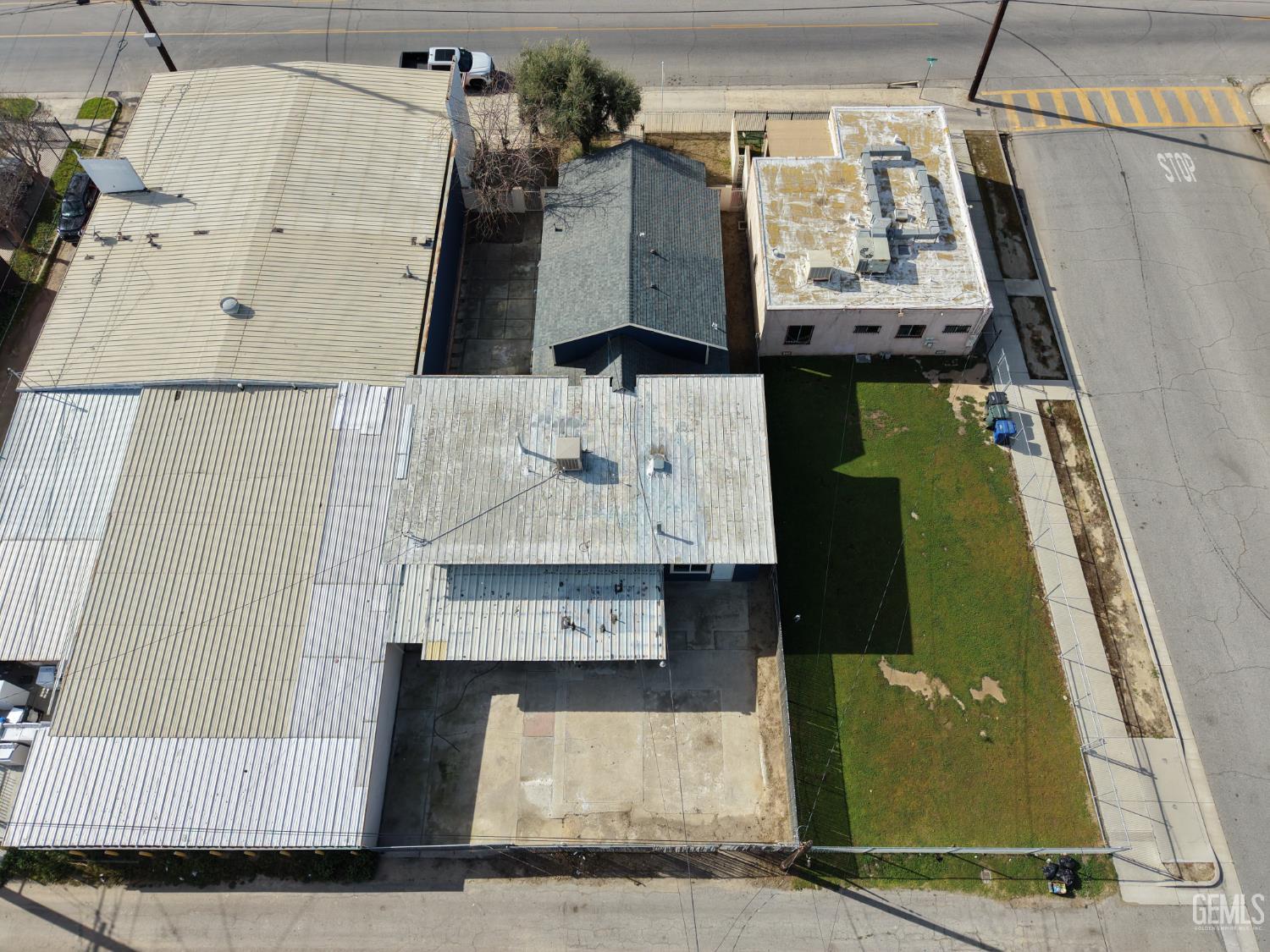 1825 Baker Street — photo 49