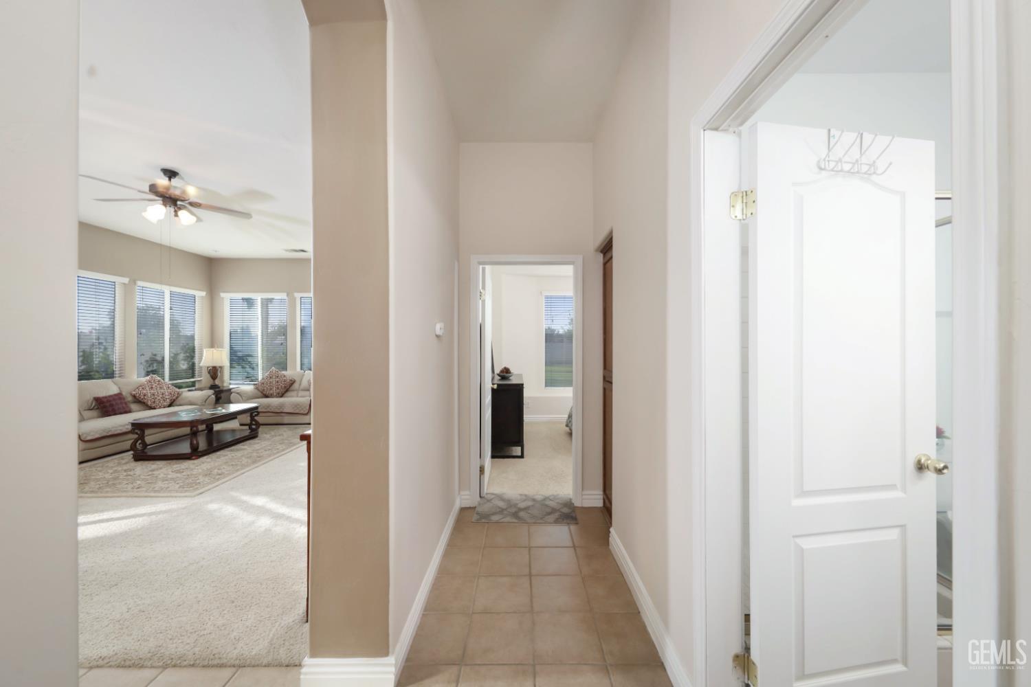 12504 Crown Crest Drive — photo 17