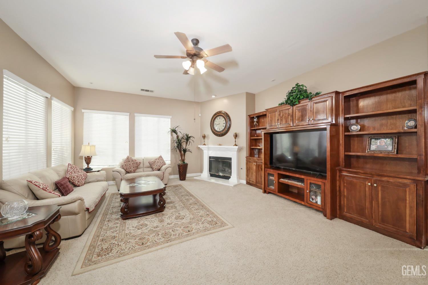 12504 Crown Crest Drive — photo 12