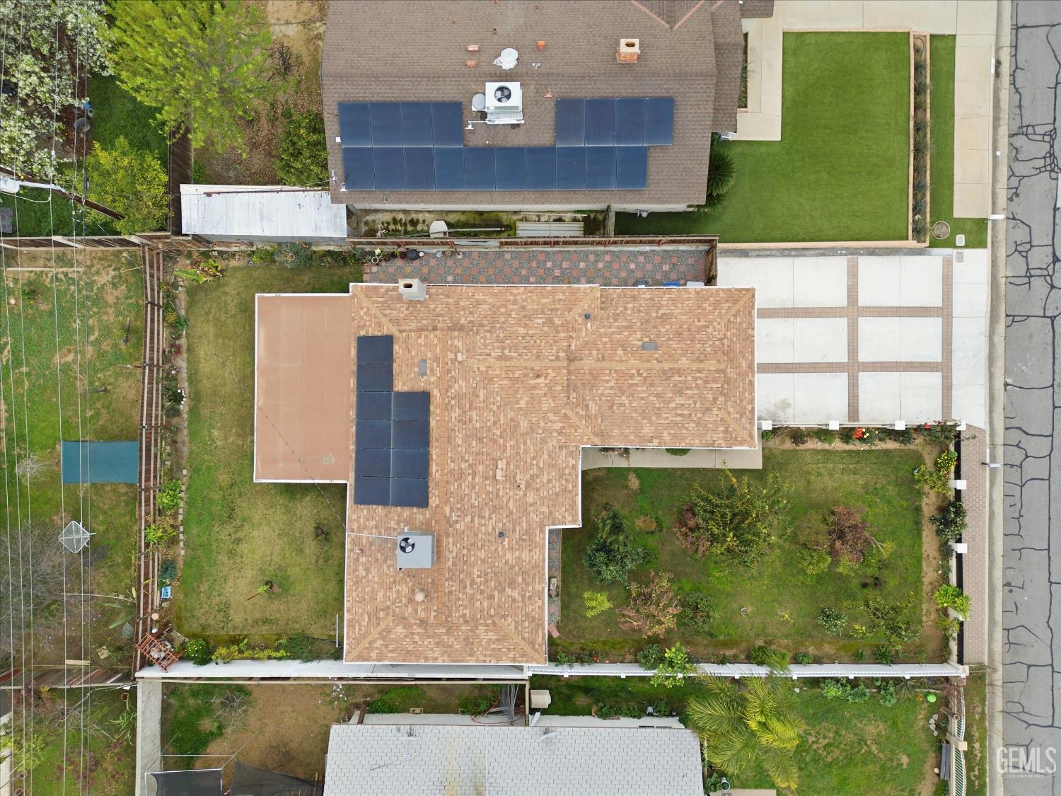 2208 Greenwood Drive — photo 29
