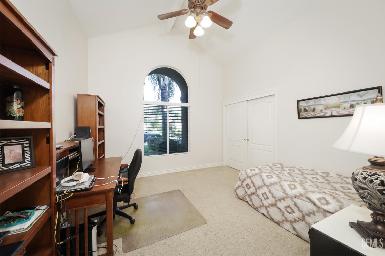12504 Crown Crest Drive — photo 23