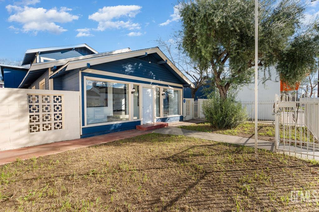 1825 Baker Street — photo 5