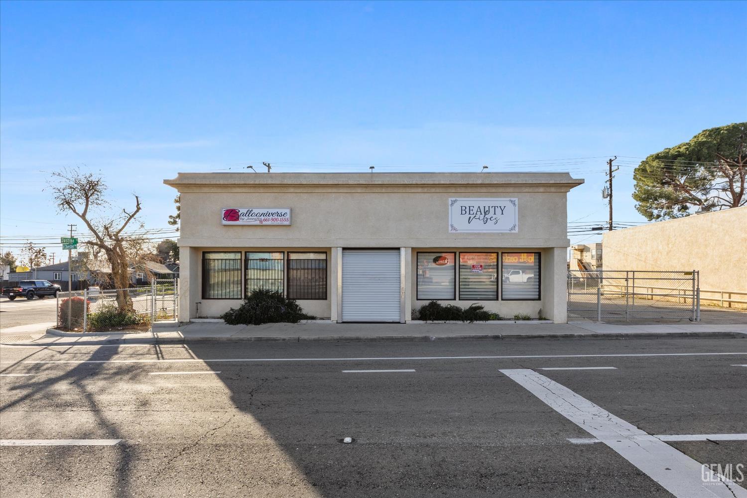 1601 N Chester Avenue — photo 5