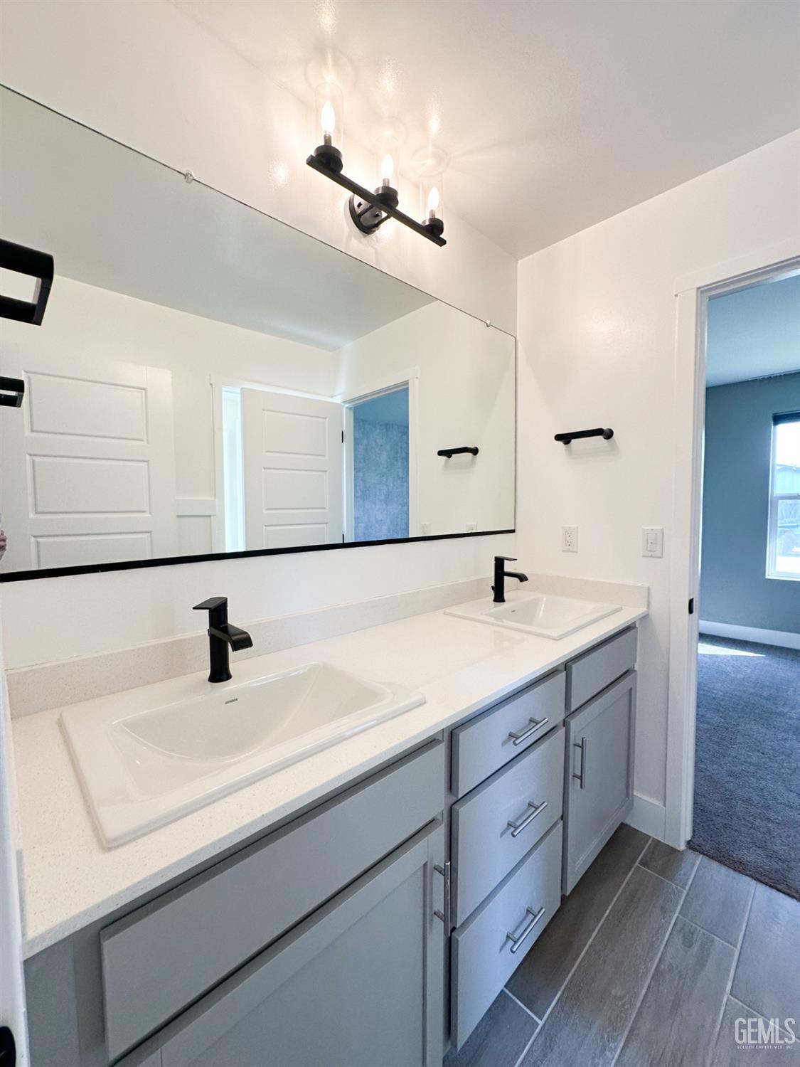 10112 Cooper Lake Avenue — photo 27