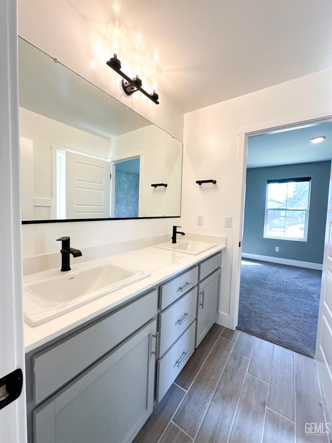 10112 Cooper Lake Avenue — photo 36