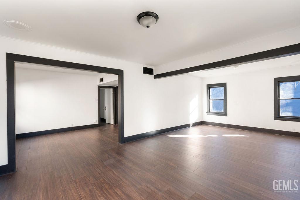 1825 Baker Street — photo 11