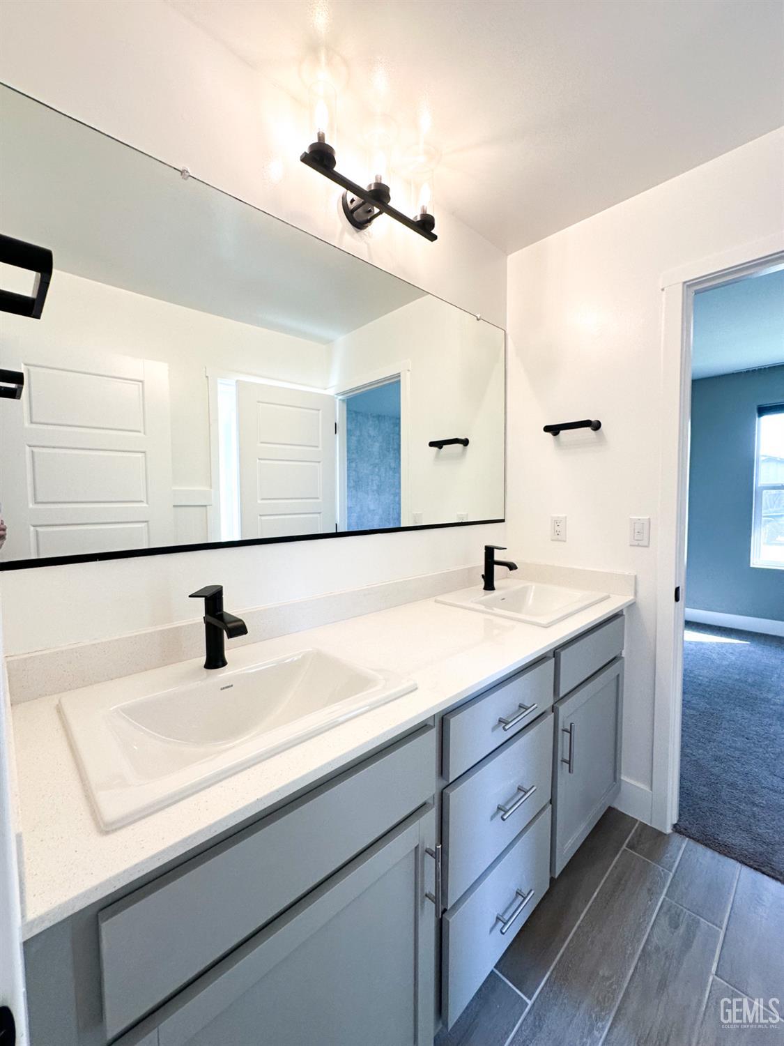 10112 Cooper Lake Avenue — photo 37