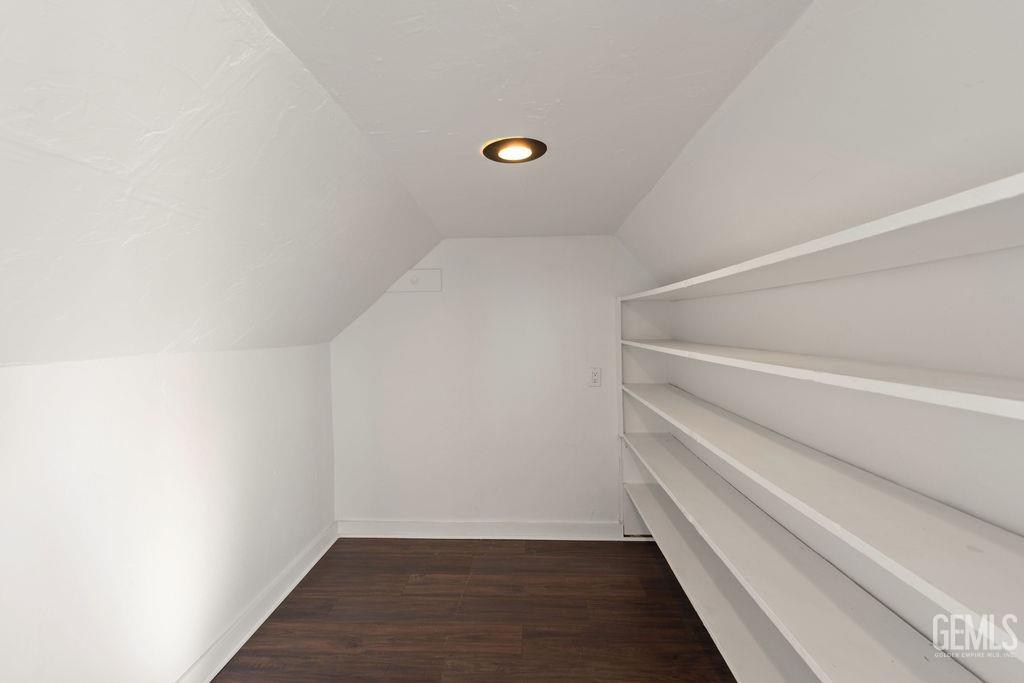 1825 Baker Street — photo 40