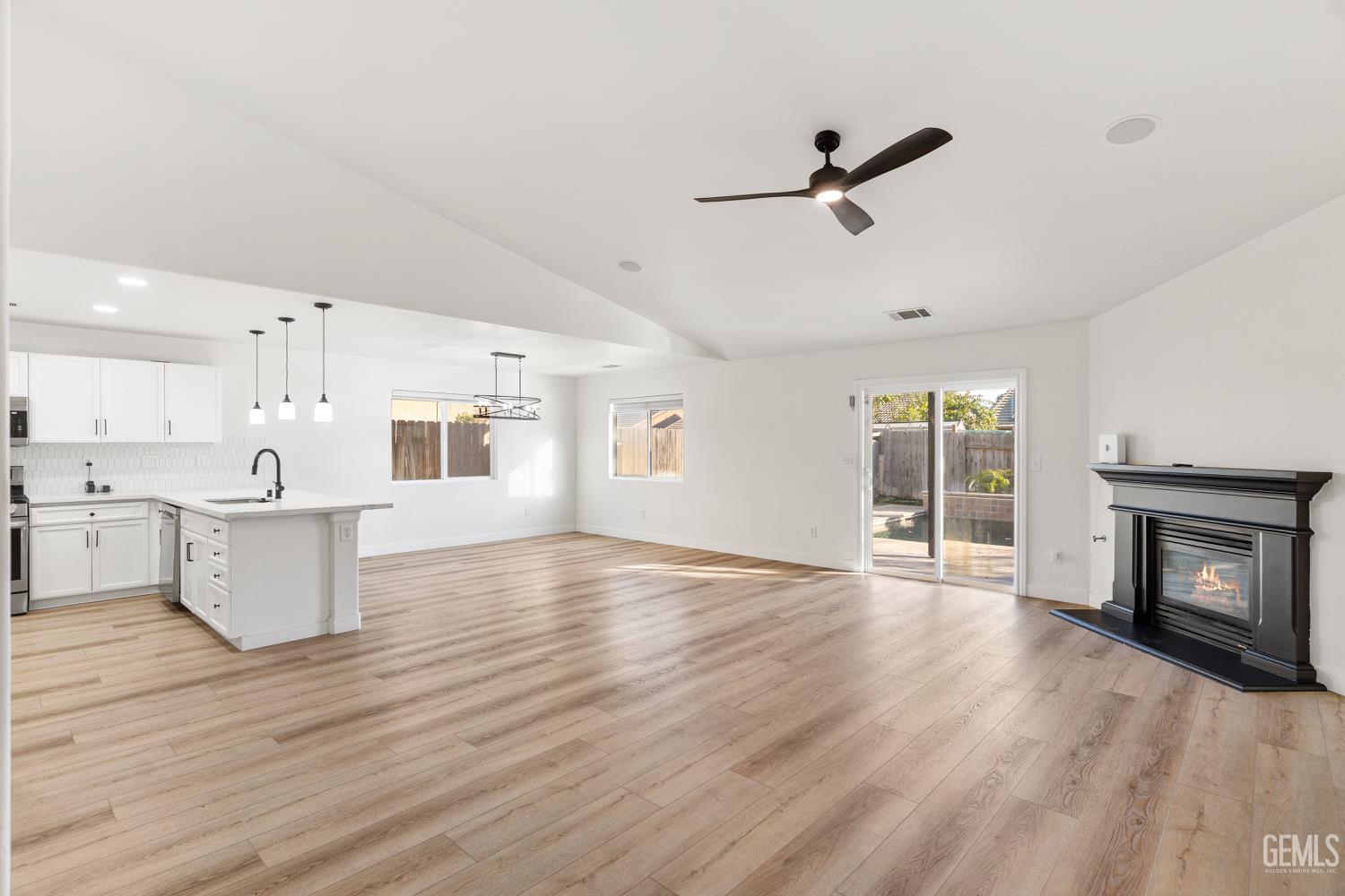 11417 Eresma Drive — photo 4