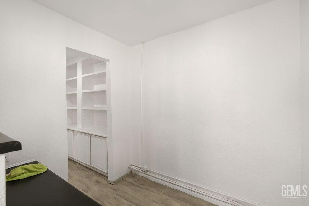 1825 Baker Street — photo 23