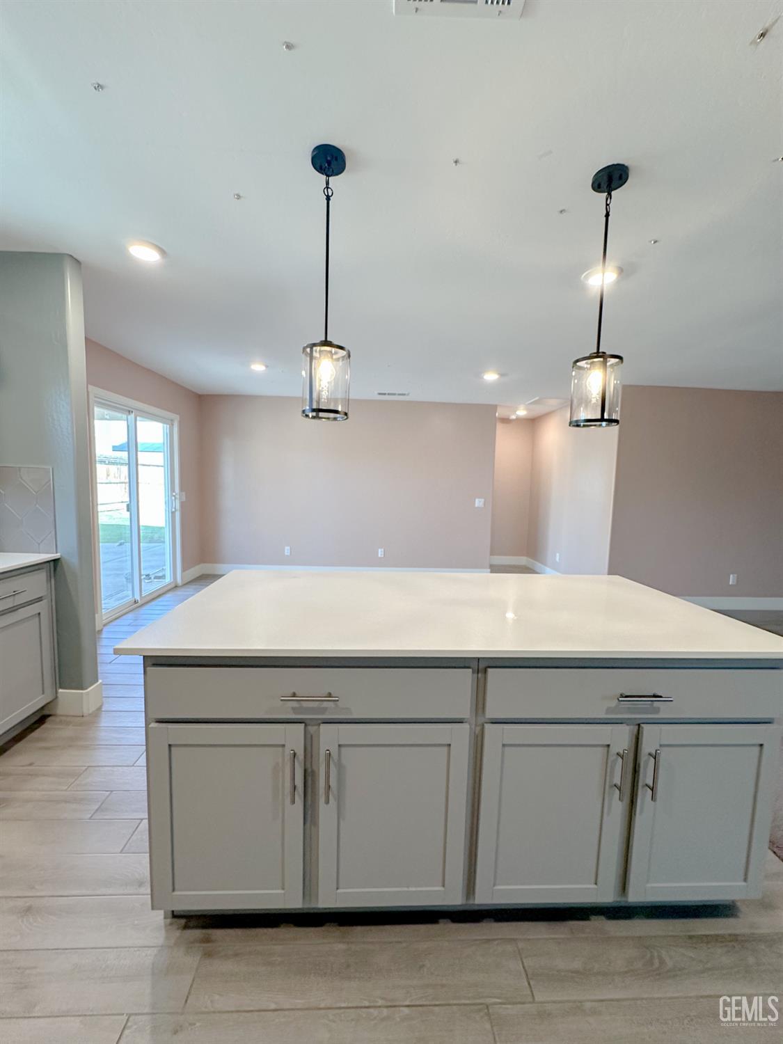 10112 Cooper Lake Avenue — photo 14