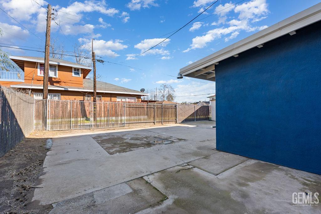 1825 Baker Street — photo 42