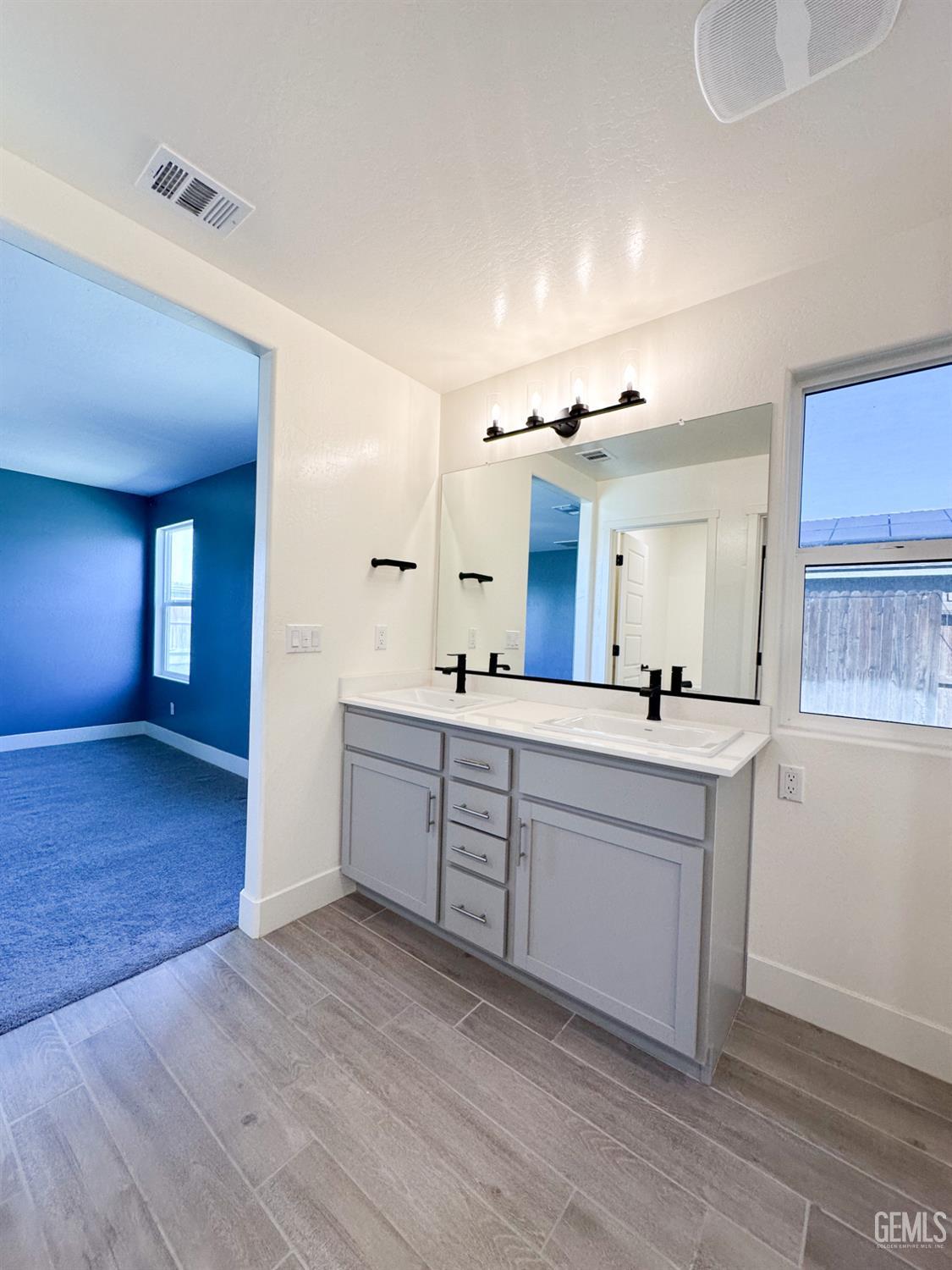 10112 Cooper Lake Avenue — photo 38