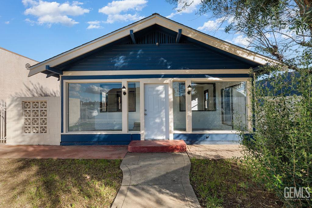 1825 Baker Street — photo 3