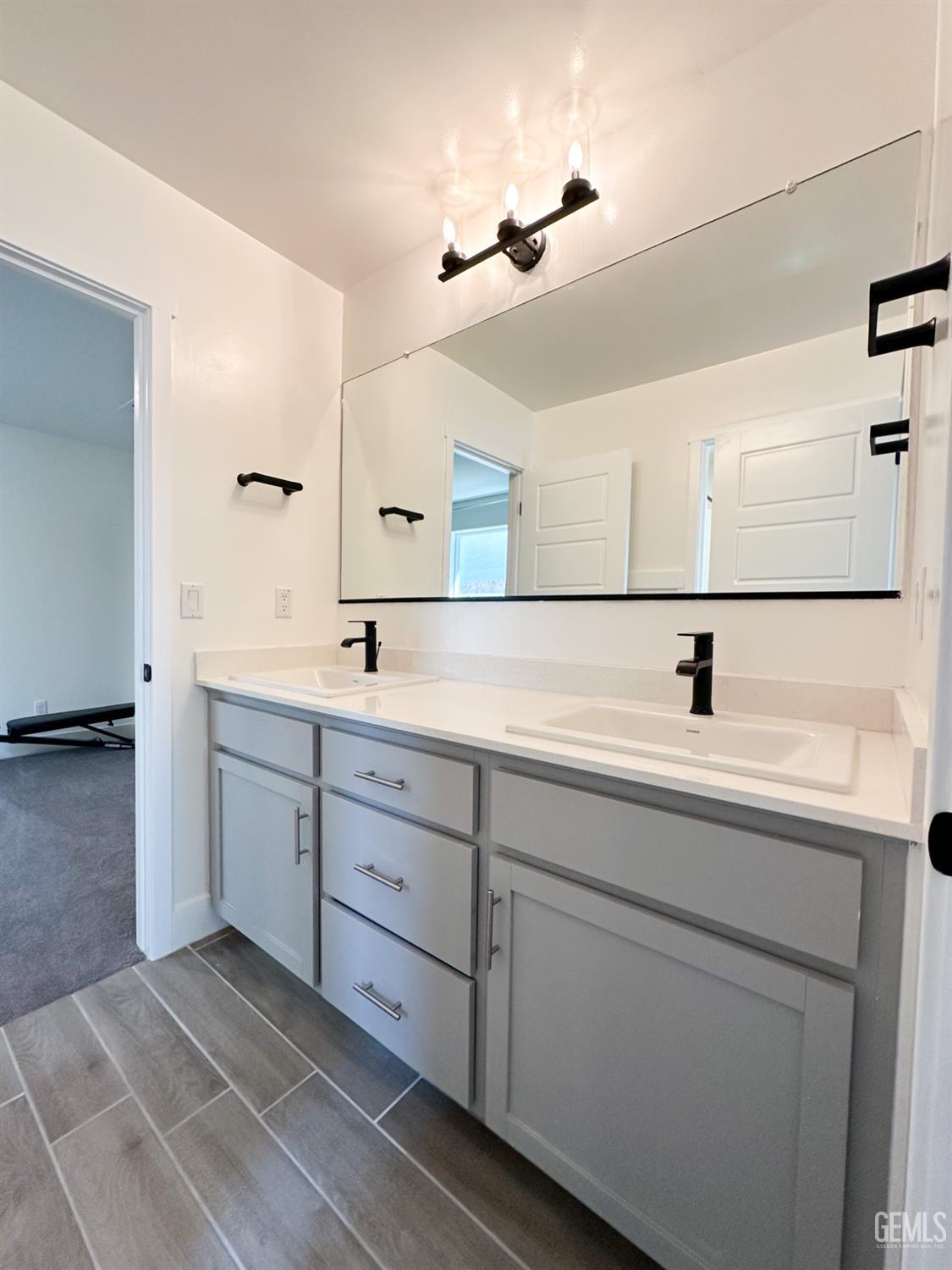 10112 Cooper Lake Avenue — photo 40