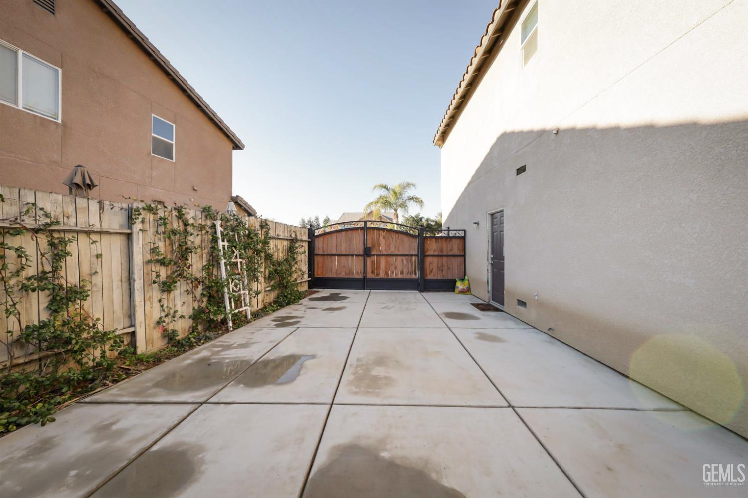 3122 campfire Drive — photo 28