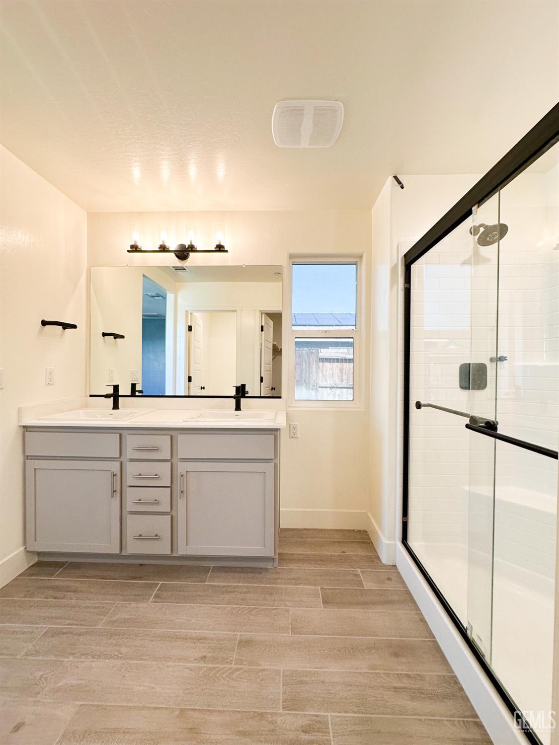 10112 Cooper Lake Avenue — photo 24