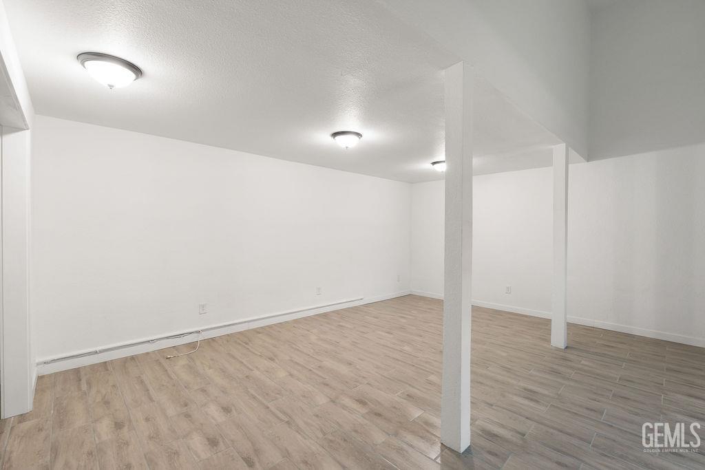 1825 Baker Street — photo 29