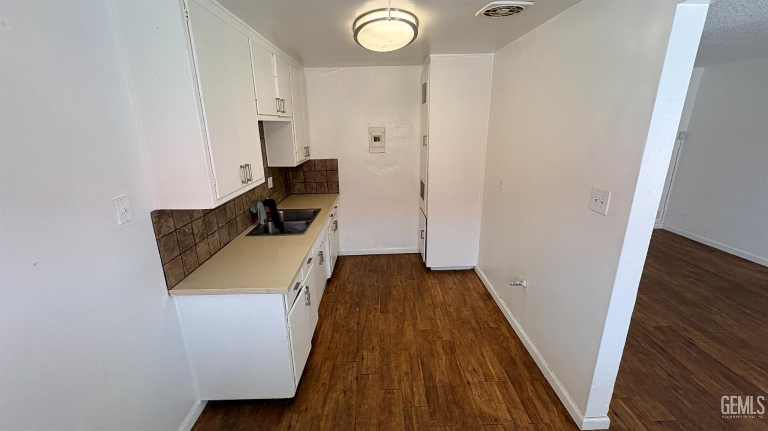 2641 Niles Street — photo 5