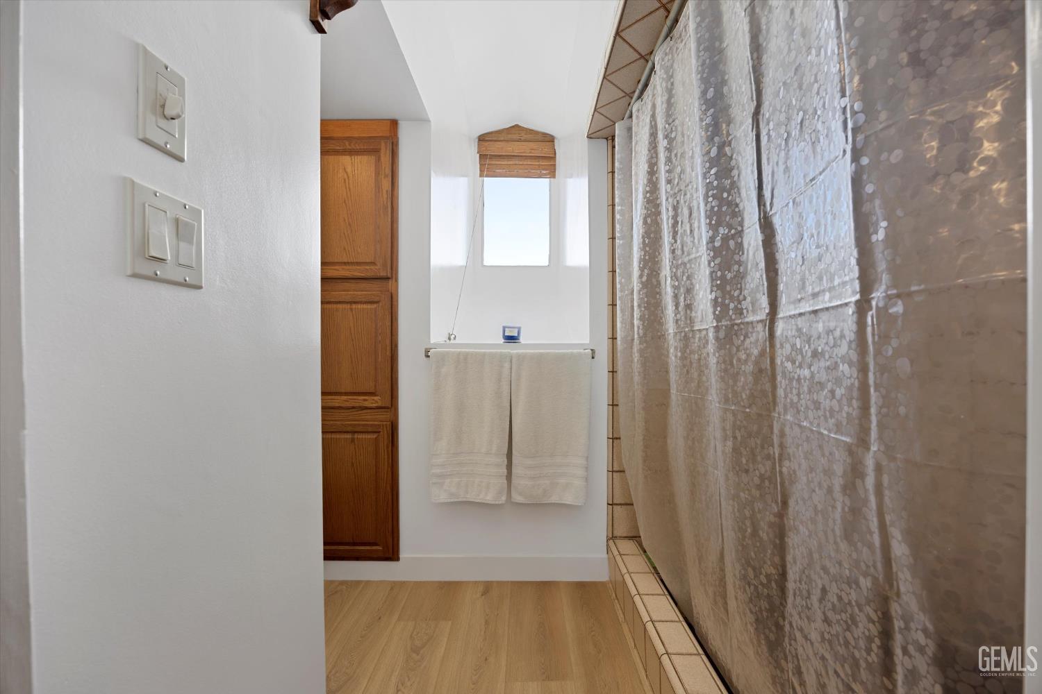 1912 Glenbrea Court — photo 41