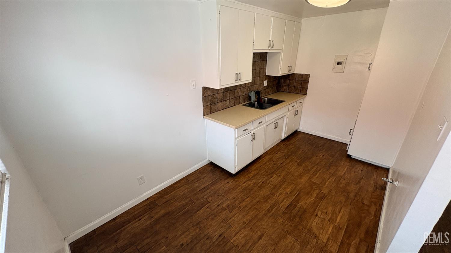 2641 Niles Street — photo 5