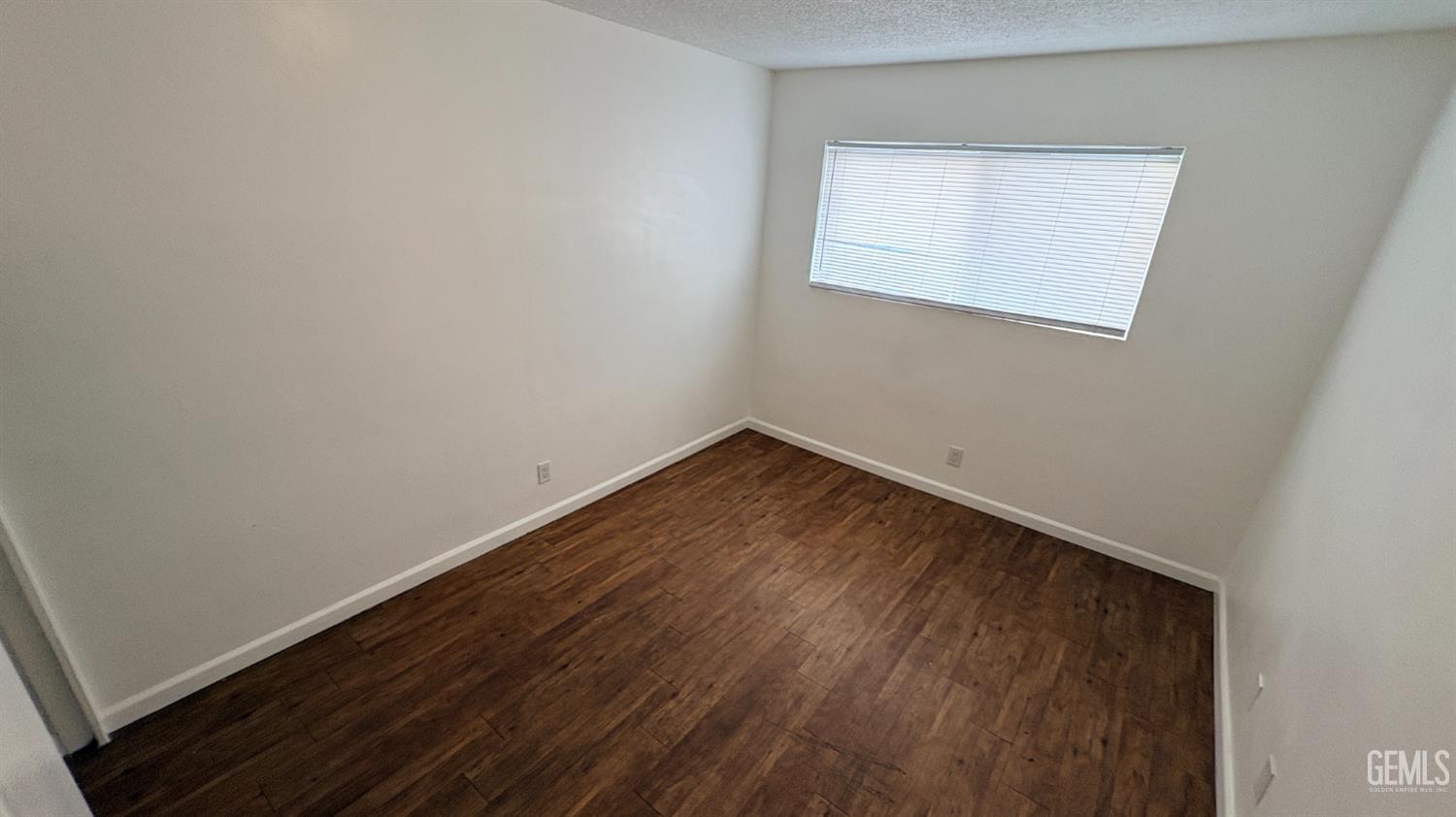 2641 Niles Street — photo 10