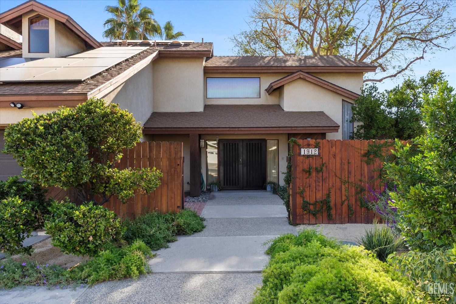 1912 Glenbrea Court — photo 13