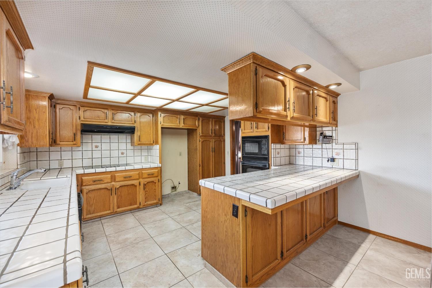5900 Dorset Drive — photo 16