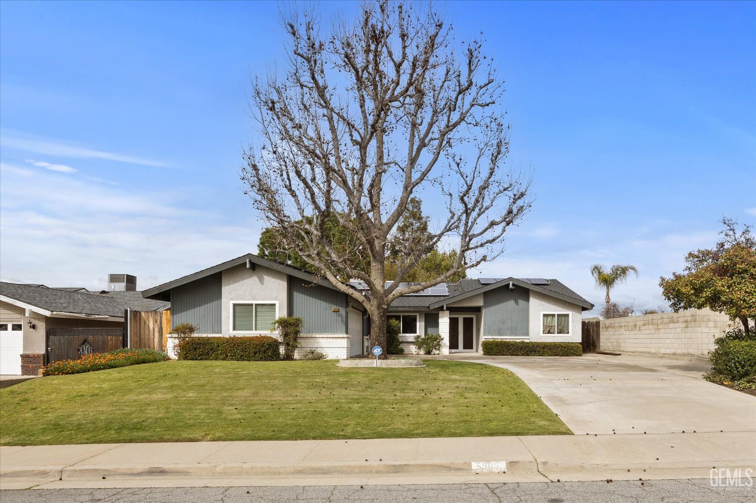 5900 Dorset Drive — photo 3