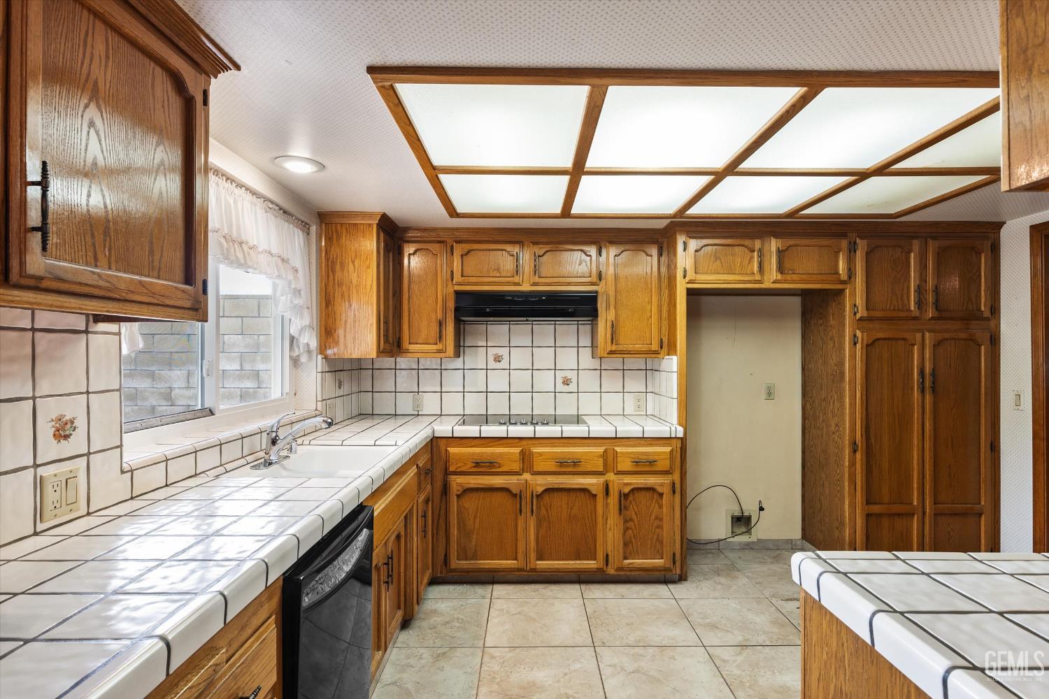 5900 Dorset Drive — photo 17