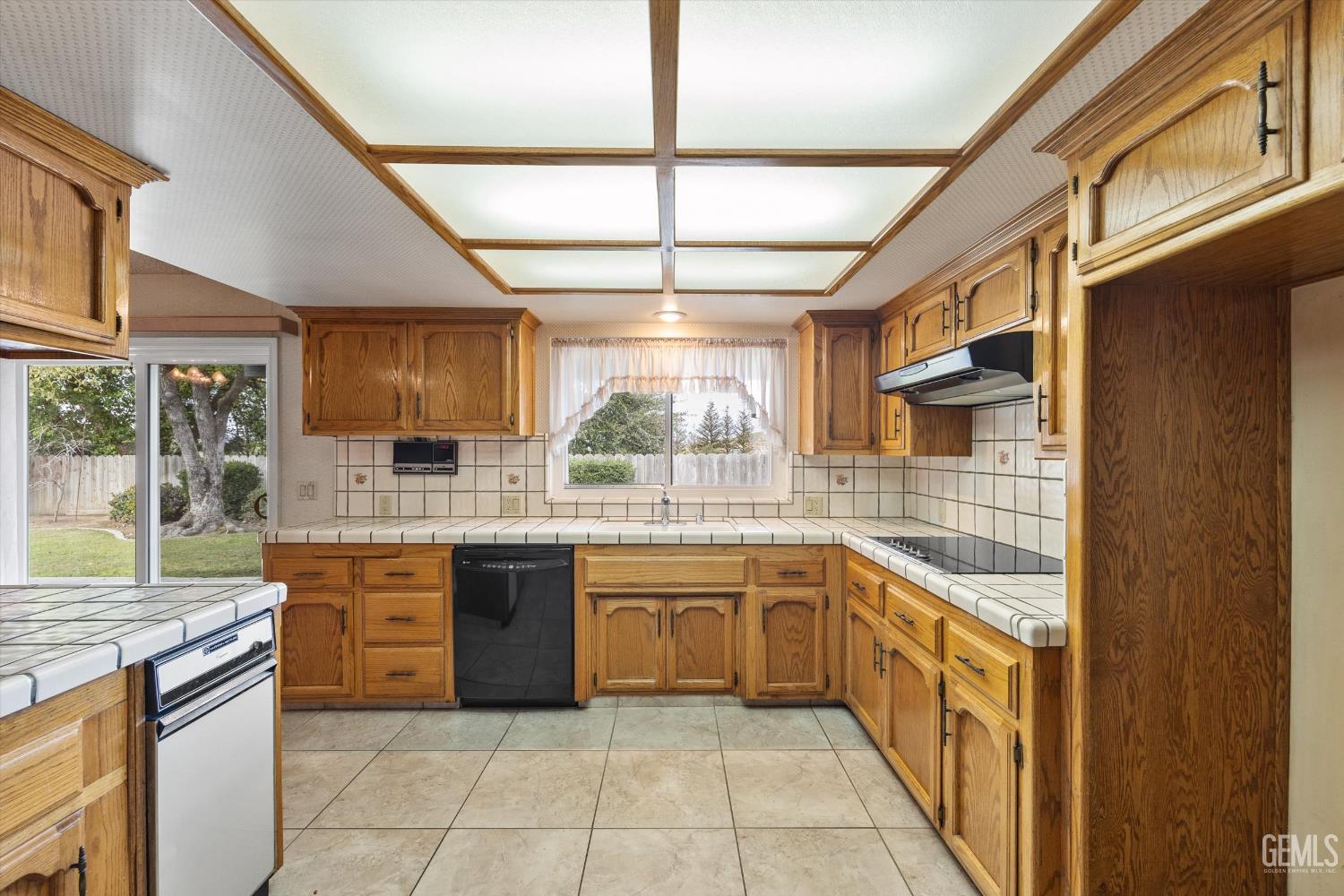 5900 Dorset Drive — photo 18