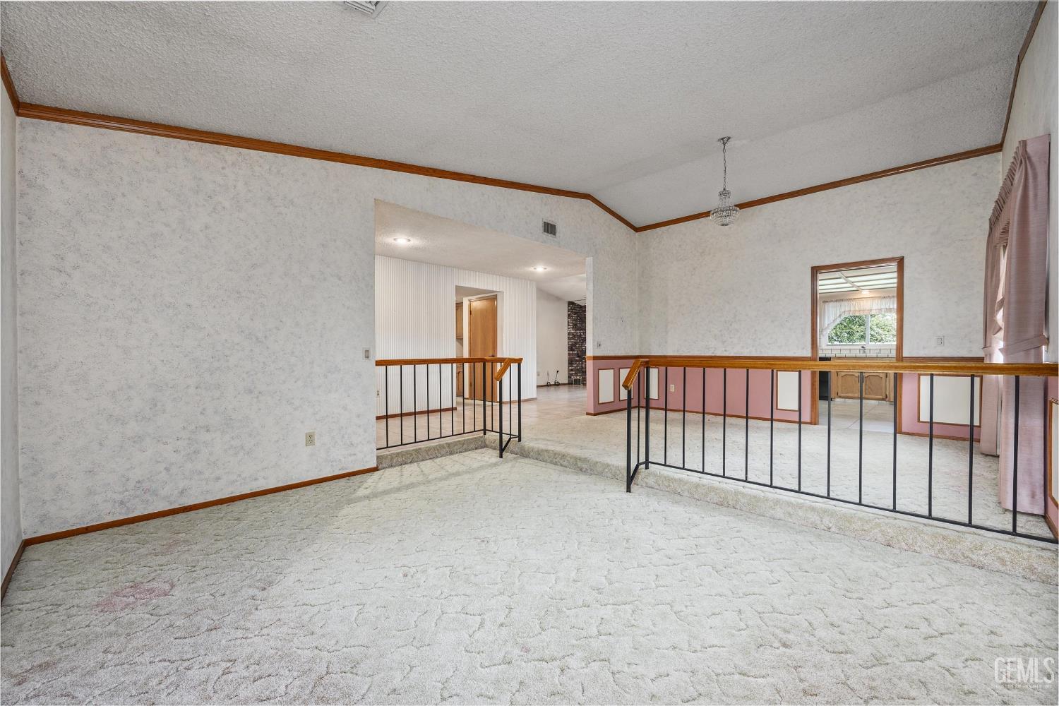 5900 Dorset Drive — photo 15