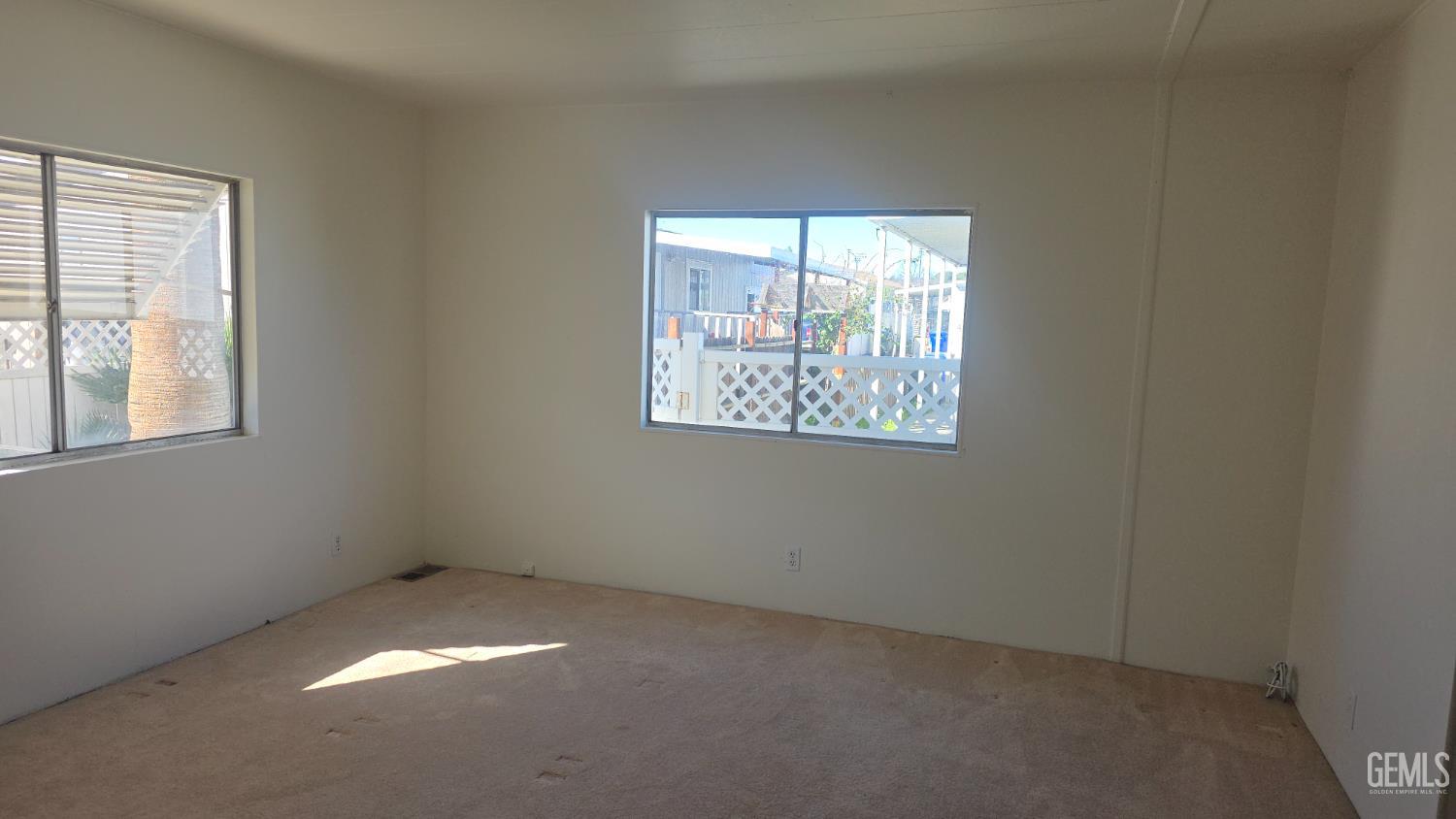 6601 Eucalyptus Drive — photo 10