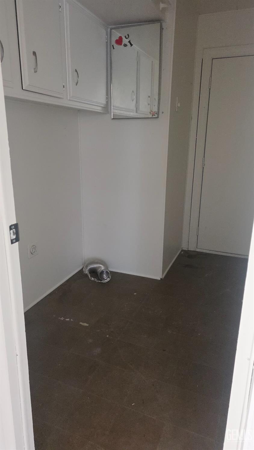 6601 Eucalyptus Drive — photo 9