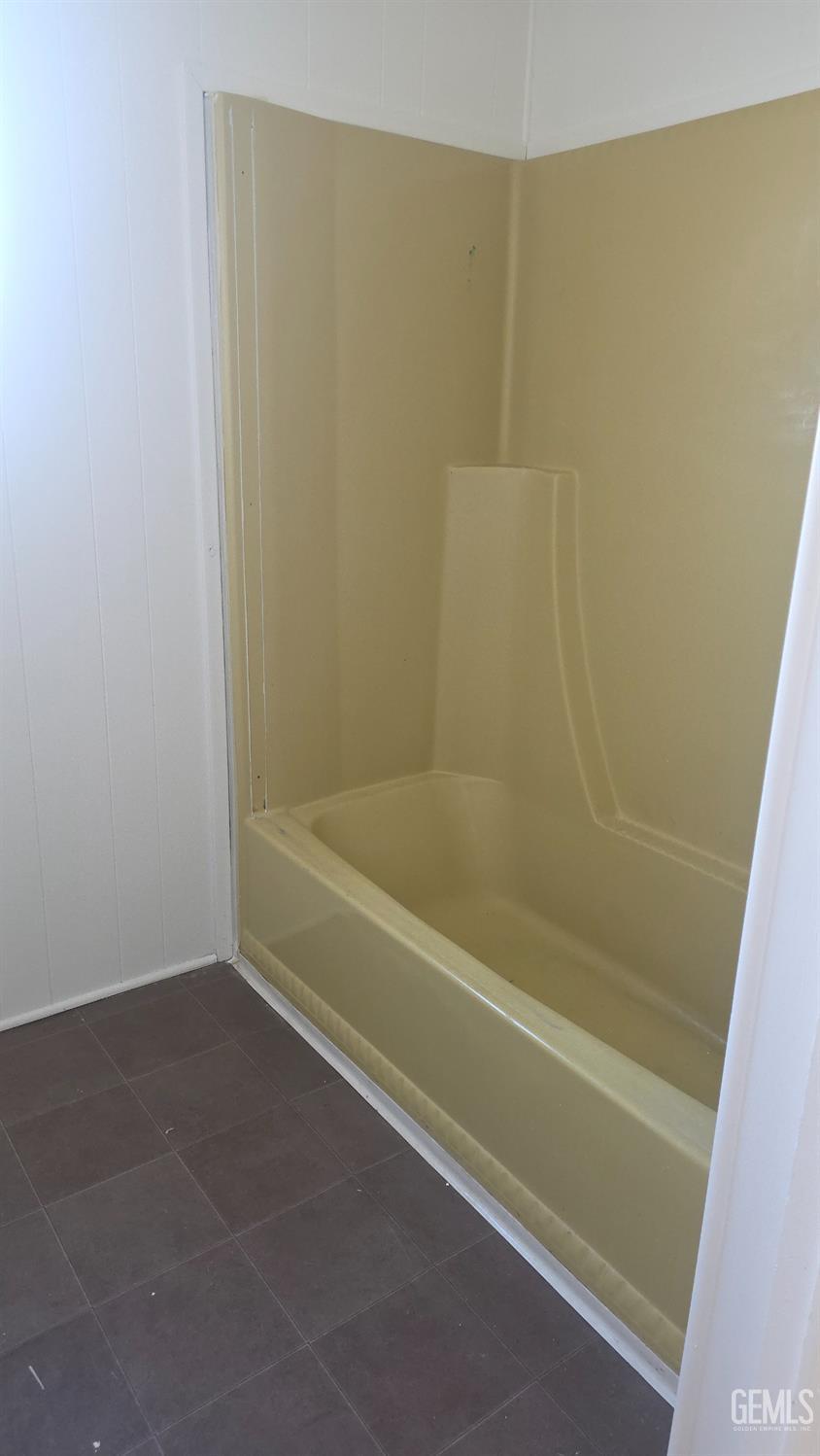 6601 Eucalyptus Drive — photo 11