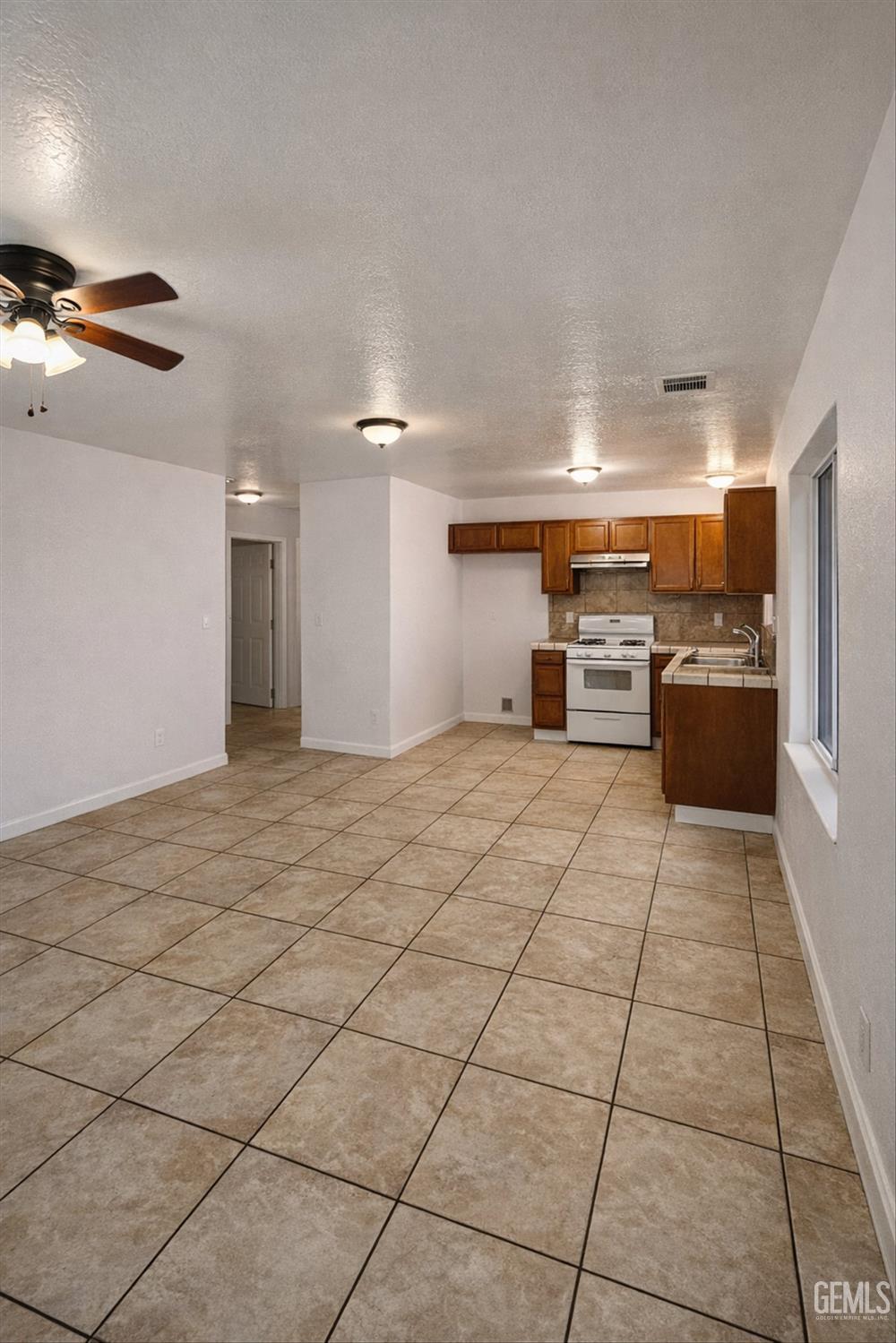 1821 Pacific Street — photo 20