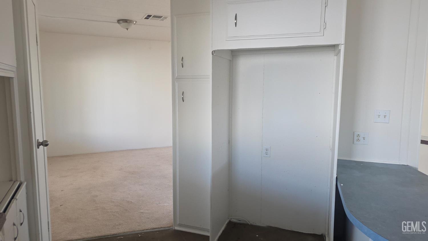 6601 Eucalyptus Drive — photo 7