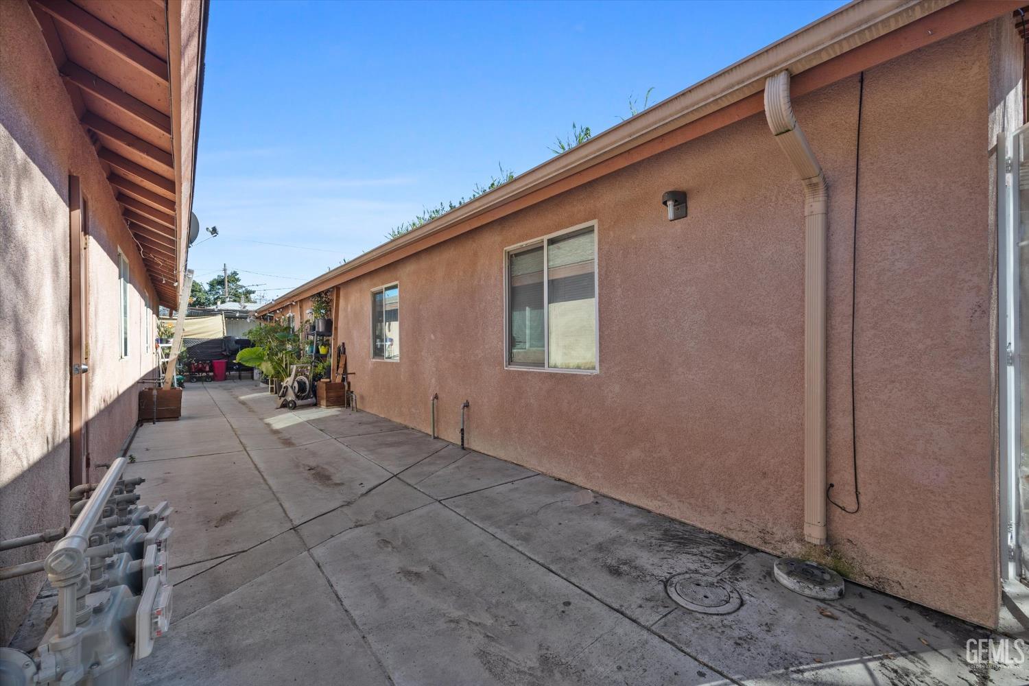 1821 Pacific Street — photo 30