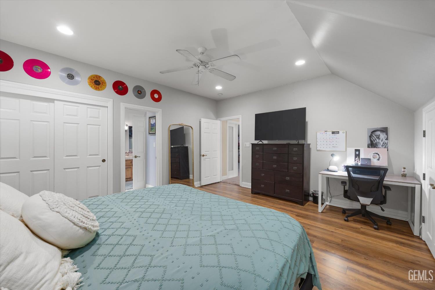 15112 Sunnybank Avenue — photo 25