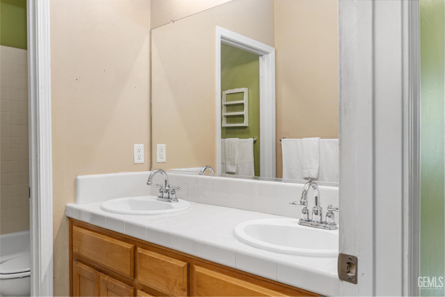 13418 Giro Drive — photo 55