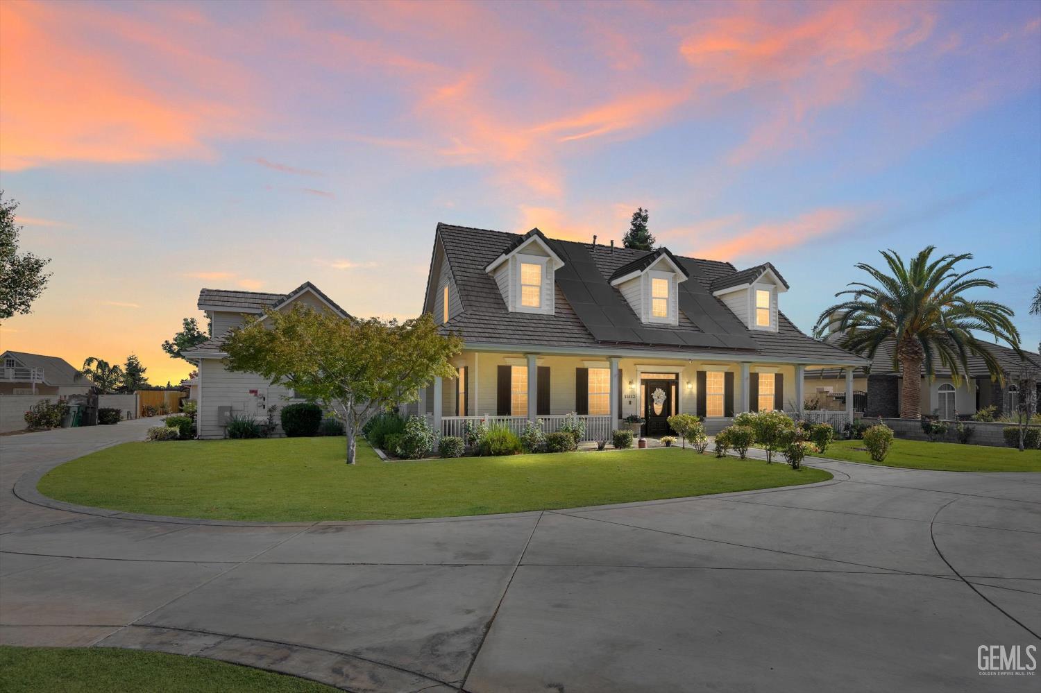 15112 Sunnybank Avenue