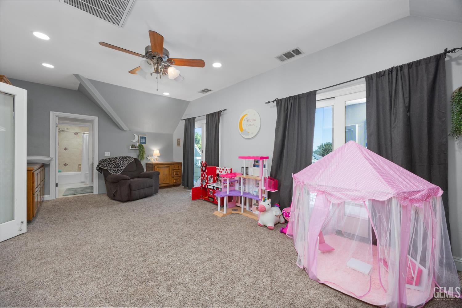 15112 Sunnybank Avenue — photo 32
