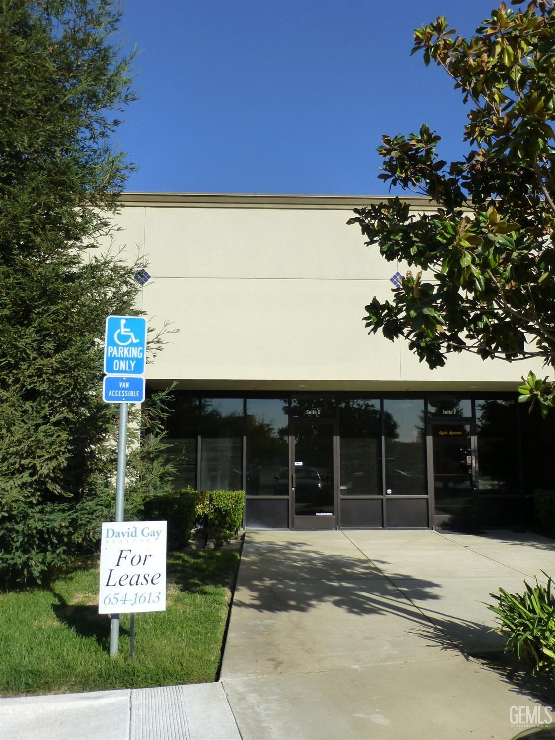 7201 Schirra Court — photo 2