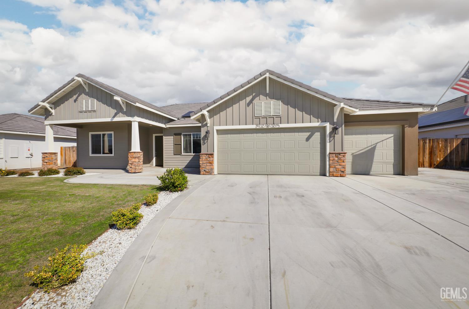 16002 Canterbury Court — photo 3