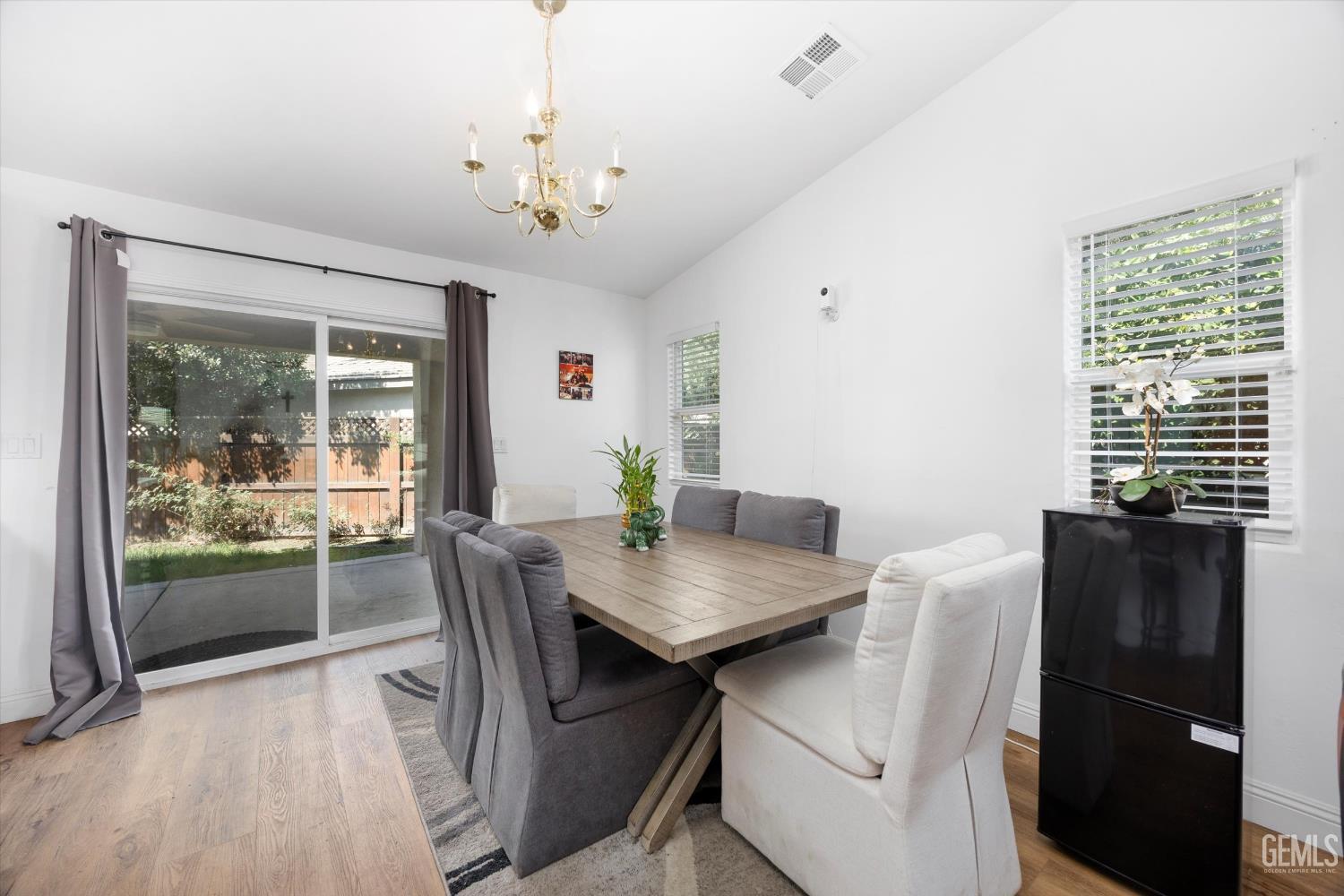 1503 English Fry Street — photo 28