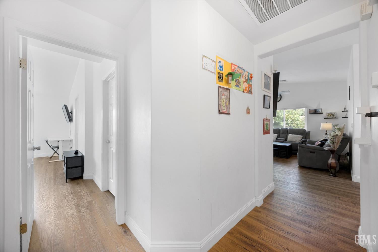 1503 English Fry Street — photo 34